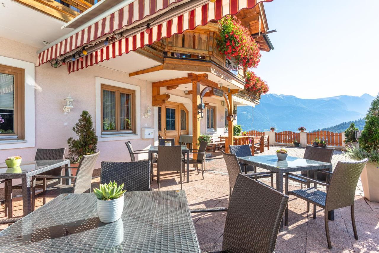 Hotel-Pension Lackenbauer باد هوفغاستين المظهر الخارجي الصورة