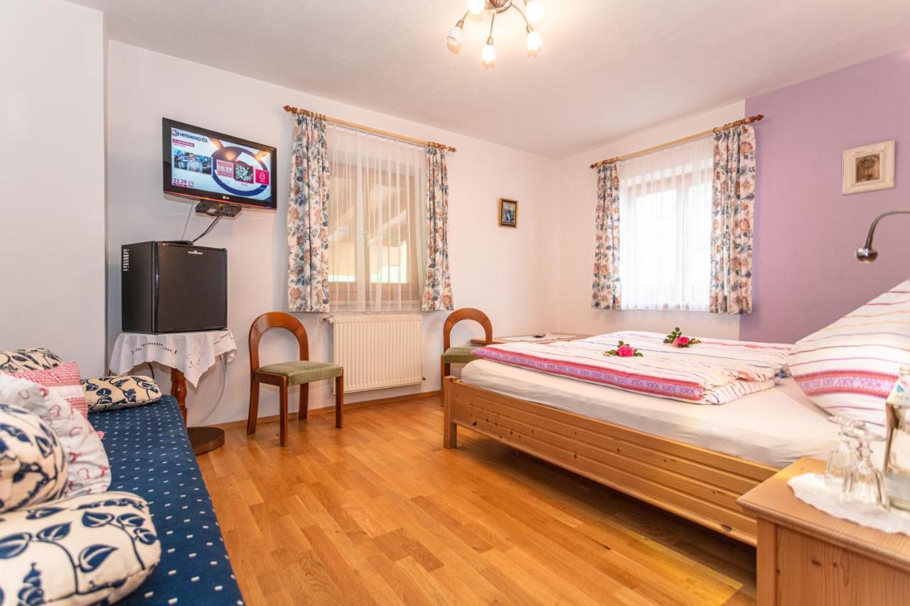 Hotel-Pension Lackenbauer باد هوفغاستين المظهر الخارجي الصورة
