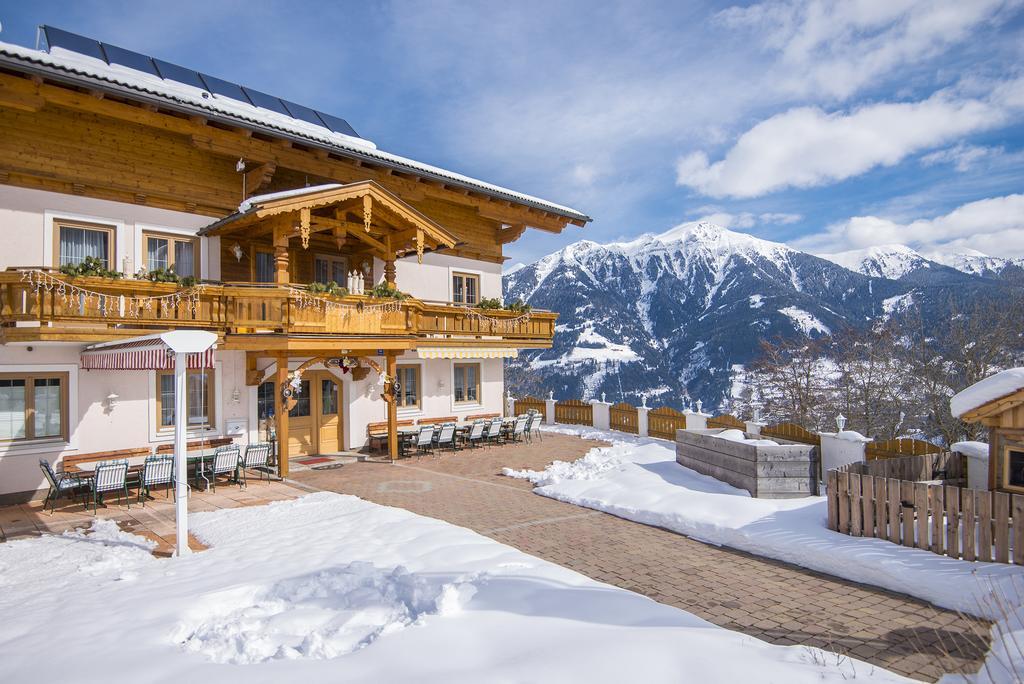 Hotel-Pension Lackenbauer باد هوفغاستين المظهر الخارجي الصورة