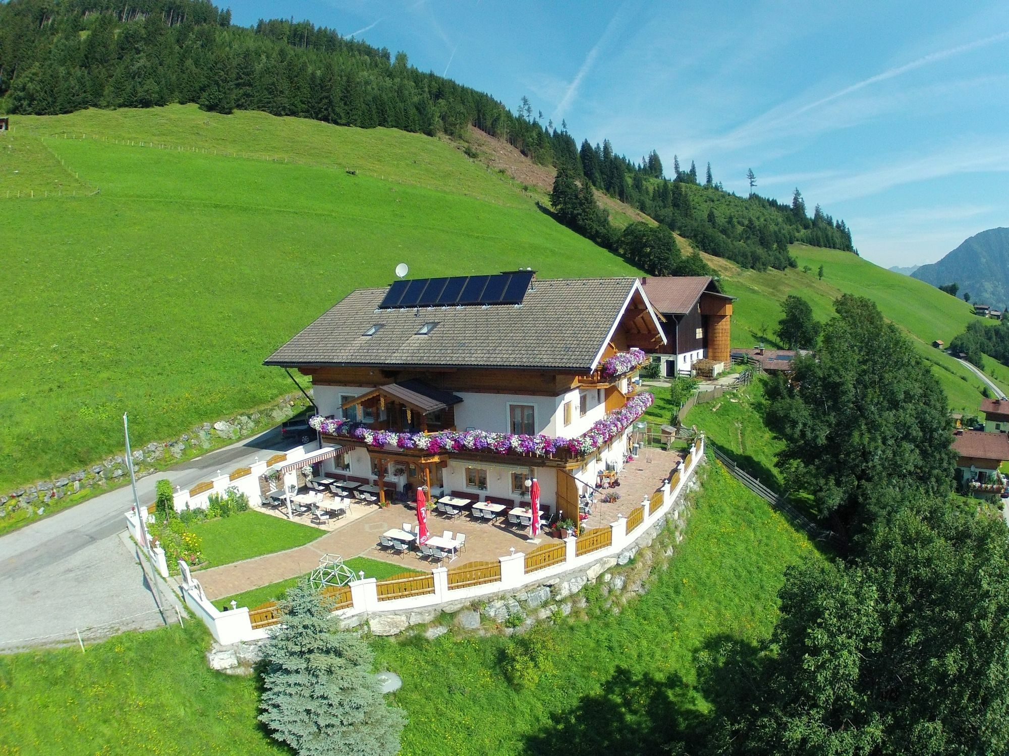 Hotel-Pension Lackenbauer باد هوفغاستين المظهر الخارجي الصورة